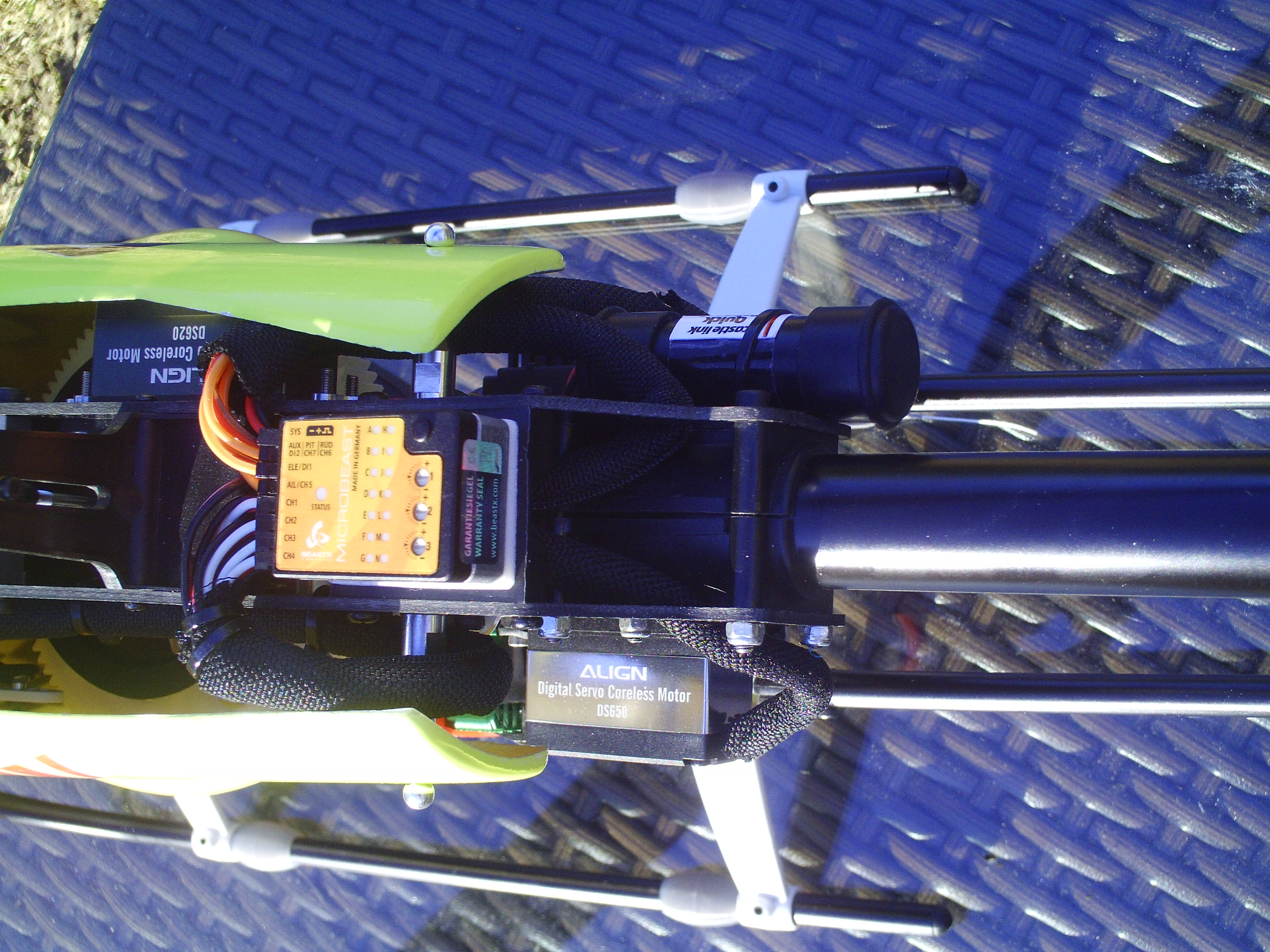 Sicht von oben Microbeast und Service-Modul