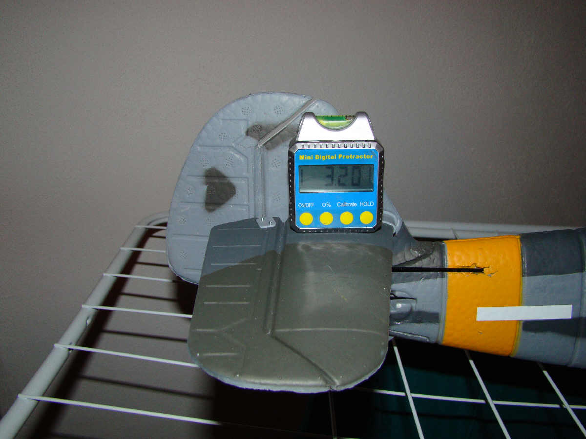 die 3,2° sind quasi 0, ich habe das nicht genullt damit ich sofort sehe wo ich bin. ansonsten weiß ich nicht sind es +2 oder -2°