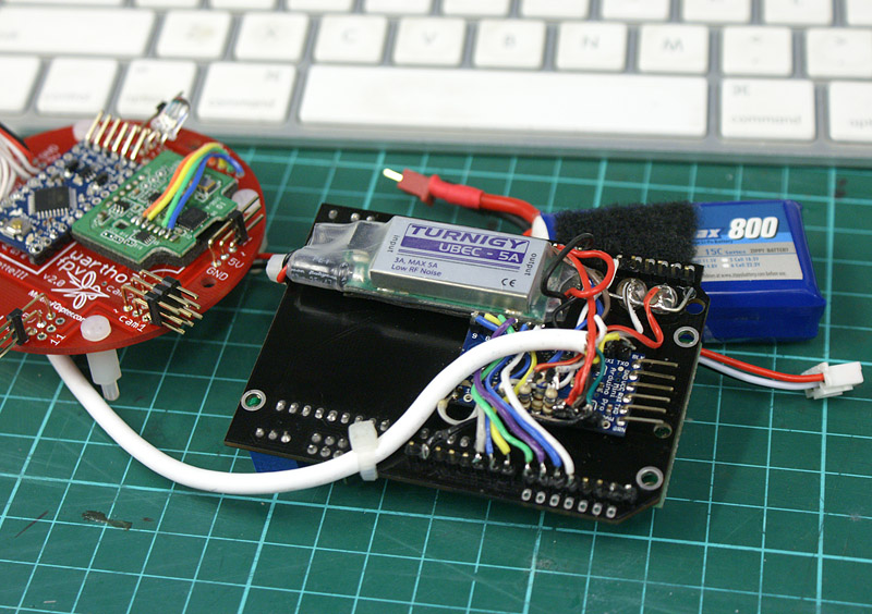 MultiWiiCopter.com_warthox2_LCD_yacco_b.jpg
