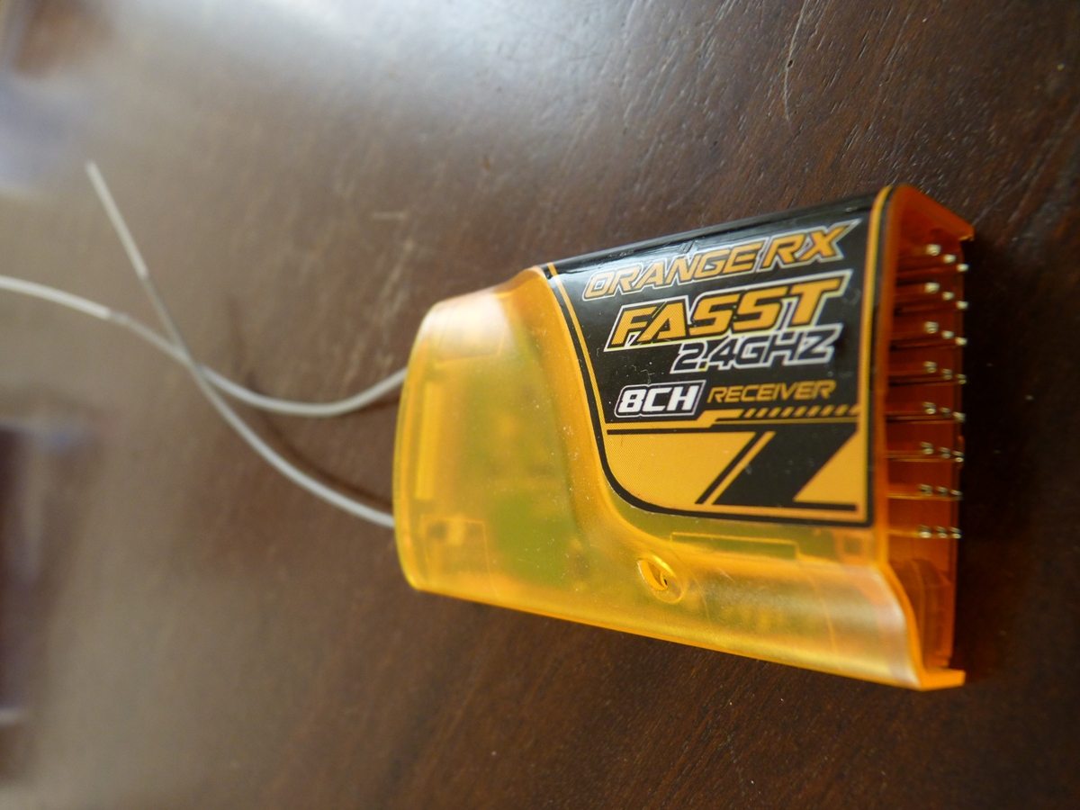 Futaba 8K RX.JPG