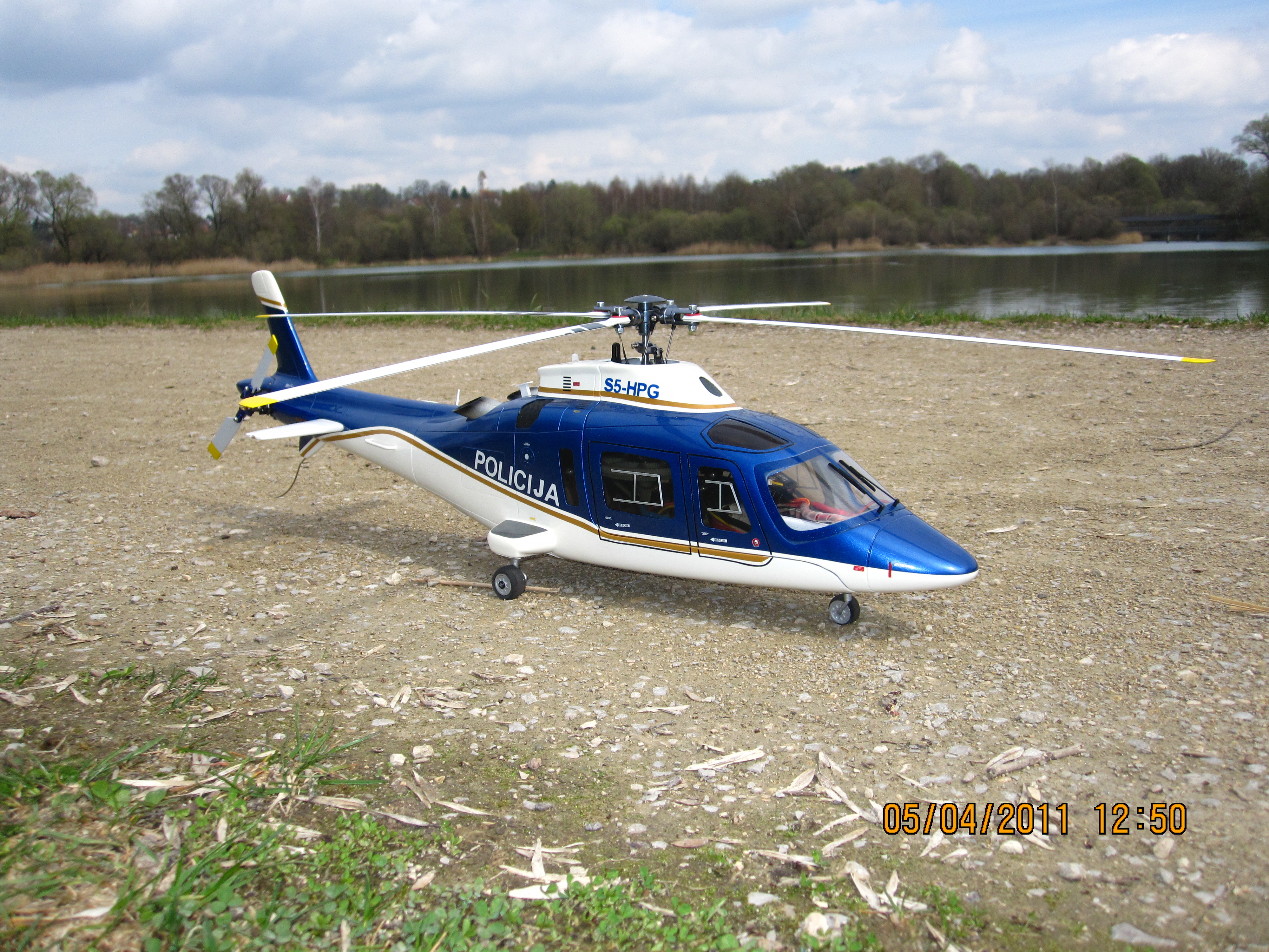 A-109 Policija 4-Blatt 002.jpg