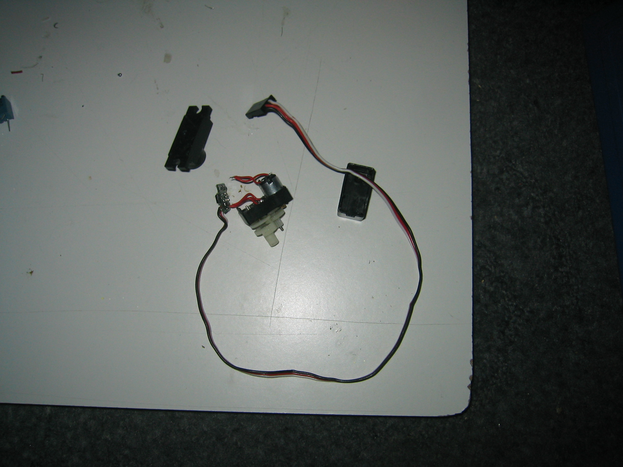 Überreste eines Servos